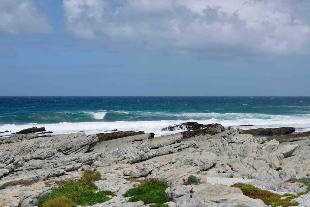 Whales & Waves Villa Hermanus Luaran gambar