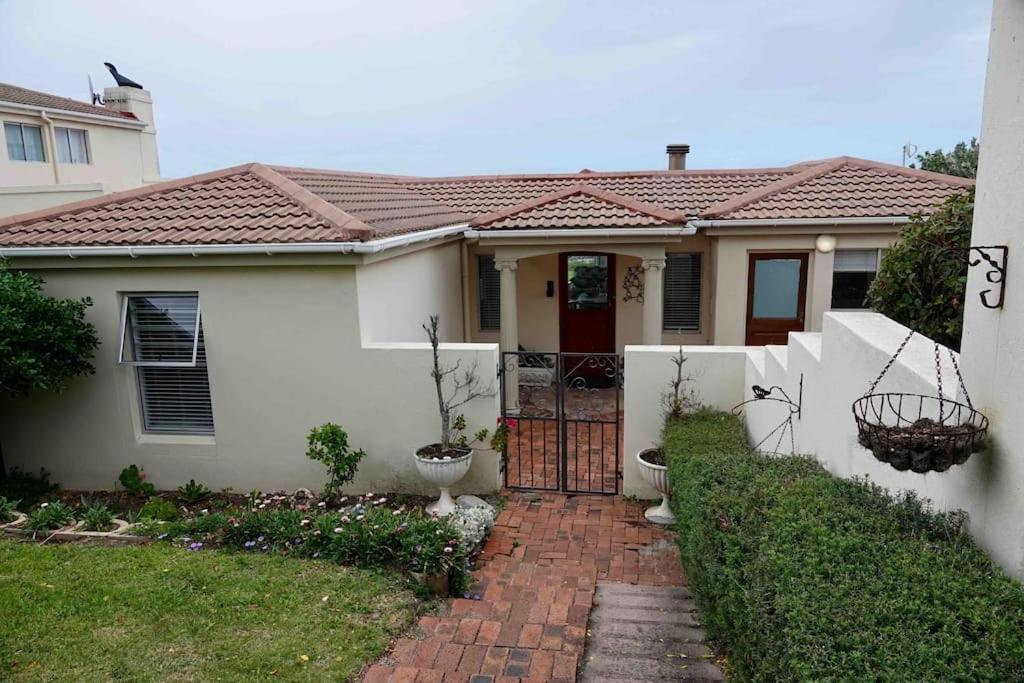 Whales & Waves Villa Hermanus Luaran gambar